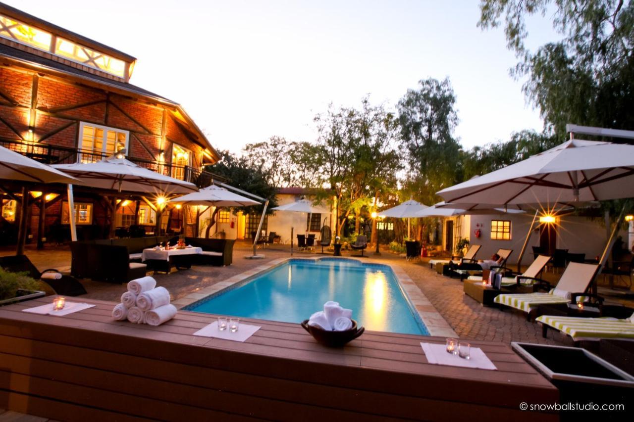 Roof Of Africa Hotel วินด์ฮุก ภายนอก รูปภาพ